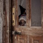 Milene van Arendonk - Peaking through